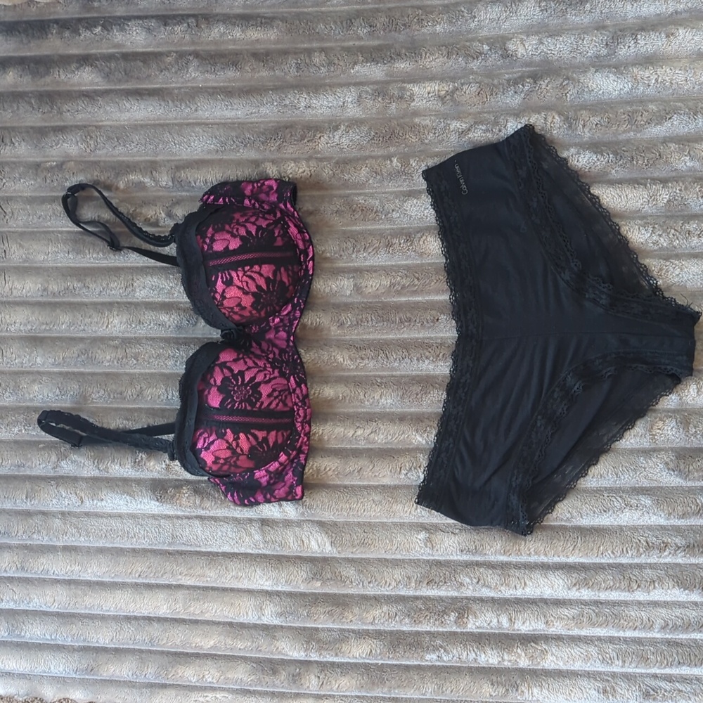 Elegant Black and Pink Lace Lingerie Set